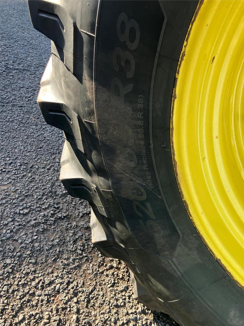 Tractor - John Deere 6145R