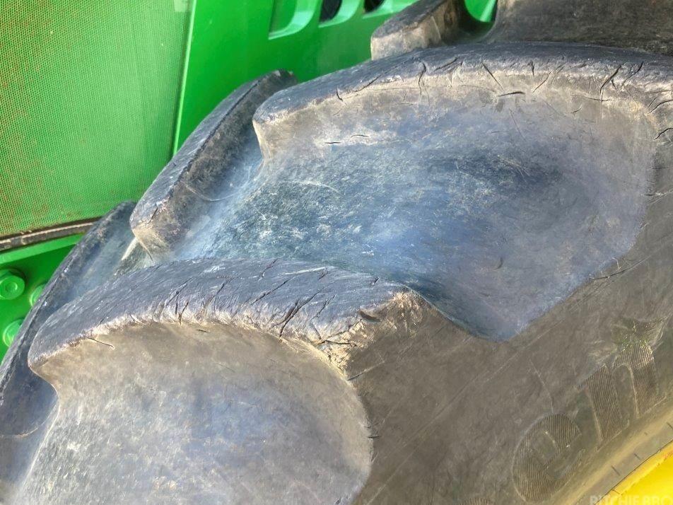 Tractor - John Deere 6155M