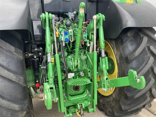 Tractor - John Deere 6155M