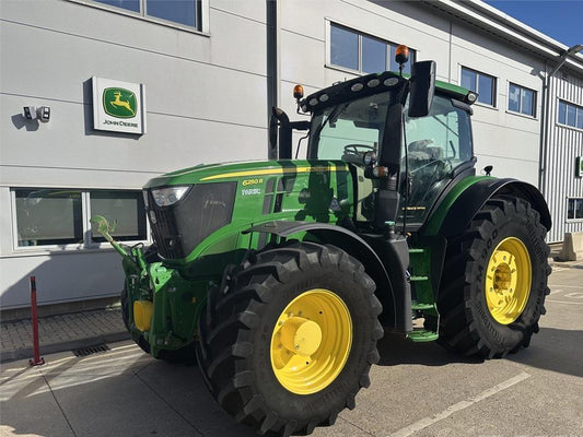 Tractor - John Deere 6250R