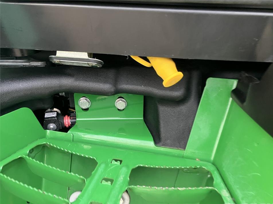 Tractor - John Deere 6R 150