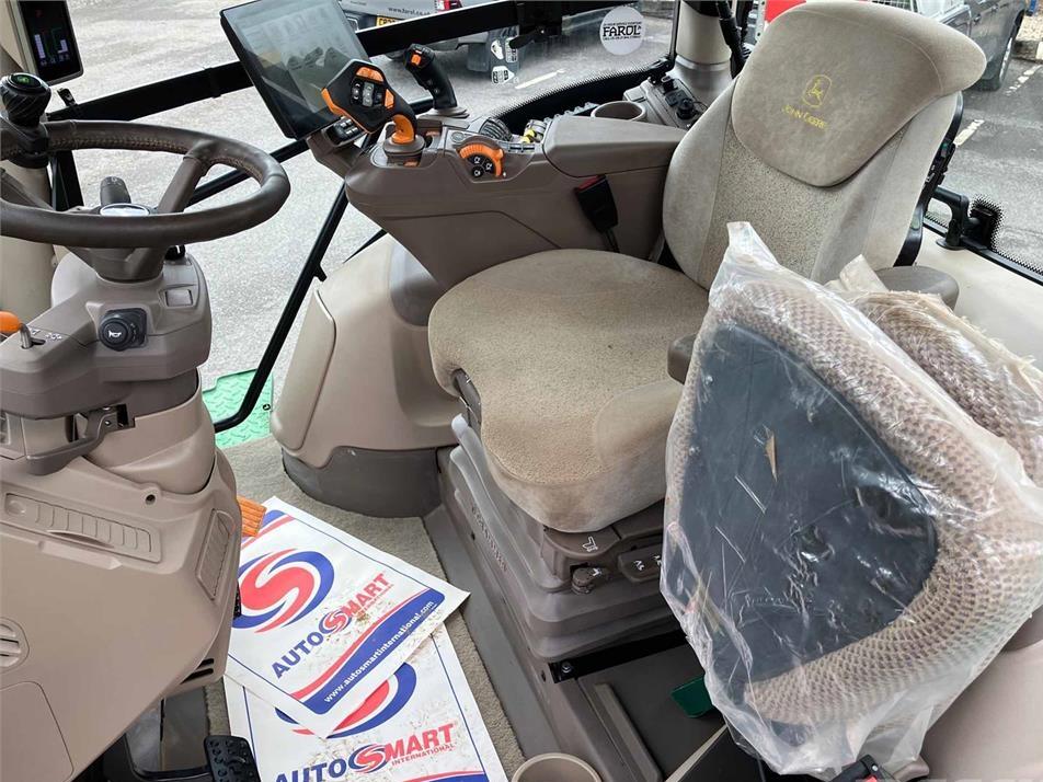 Tractor - John Deere 6R 250