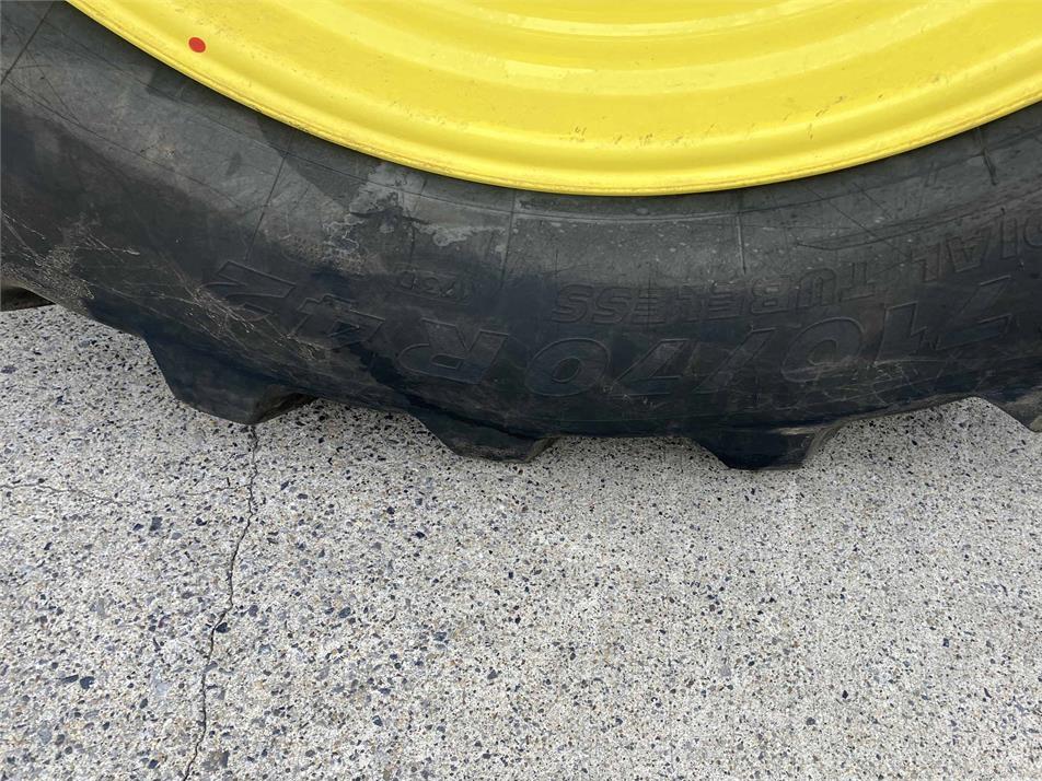 Tractor - John Deere 6R 250