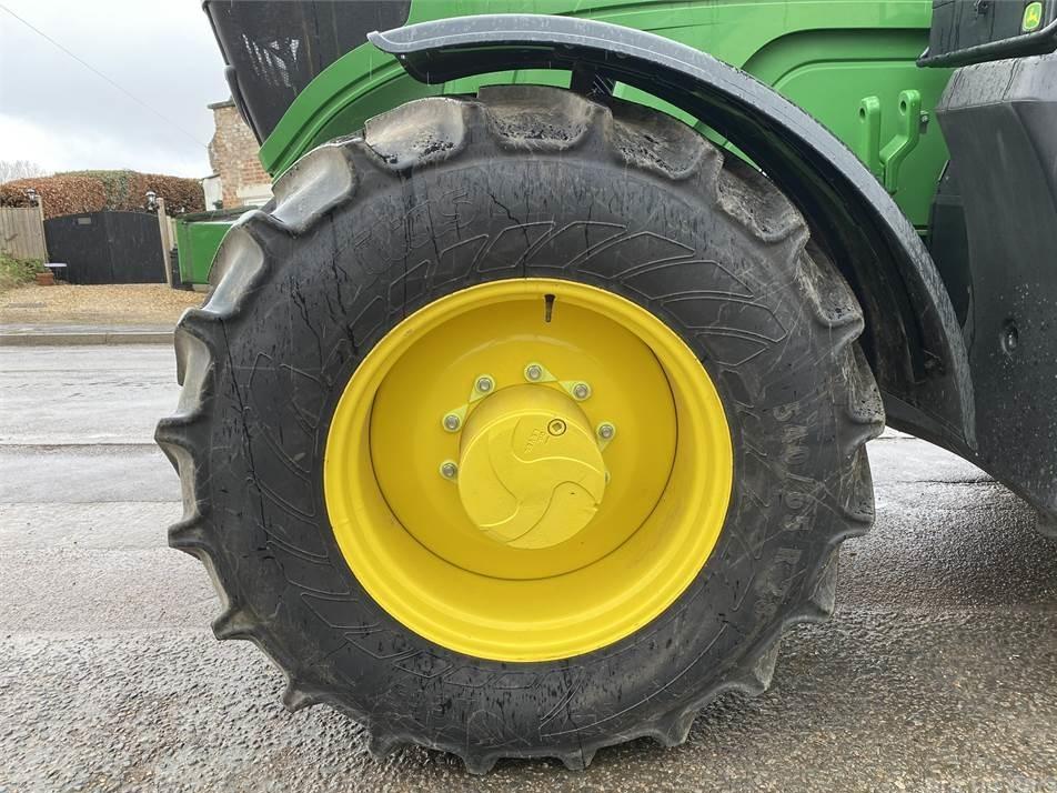 Tractor - John Deere 6R185