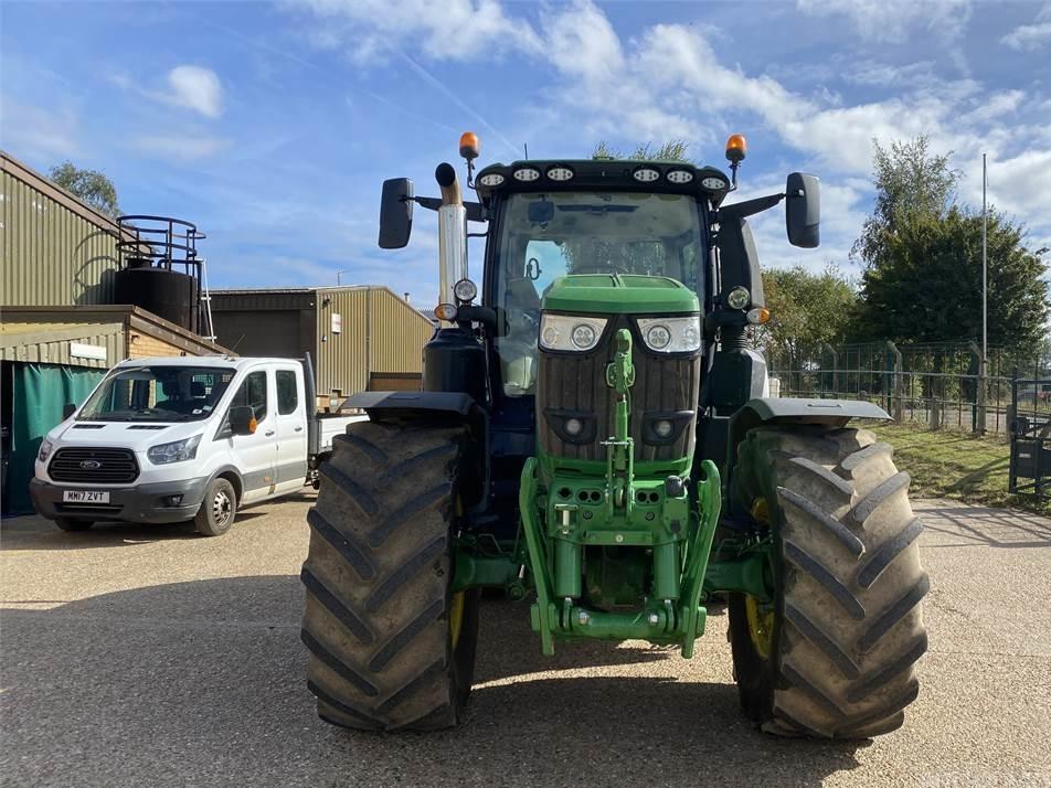 Tractor - John Deere 6R250