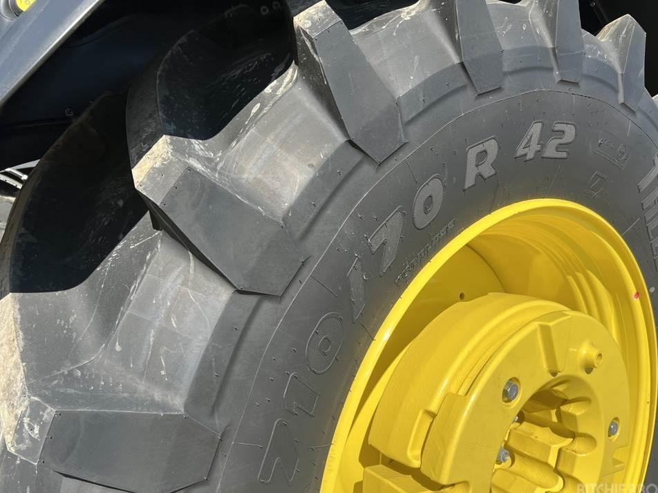 Tractor - John Deere 6R250