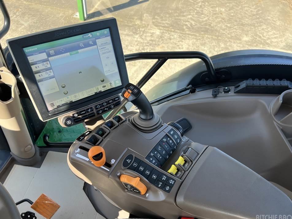 Tractor - John Deere 6R250