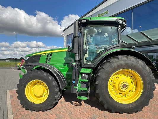 Tractor - John Deere 7310R