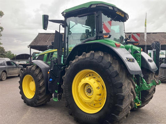 Tractor - John Deere 7R 310