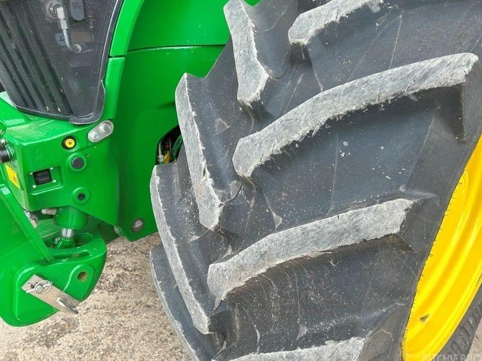 Tractor - John Deere 7R310
