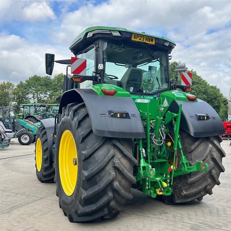 Tractor - John Deere 7R330