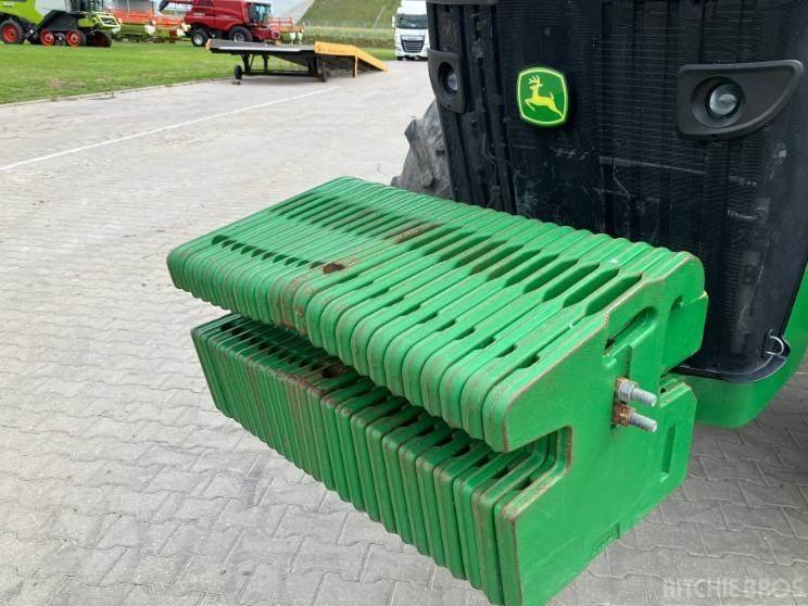 Tractor - John Deere 8270 R