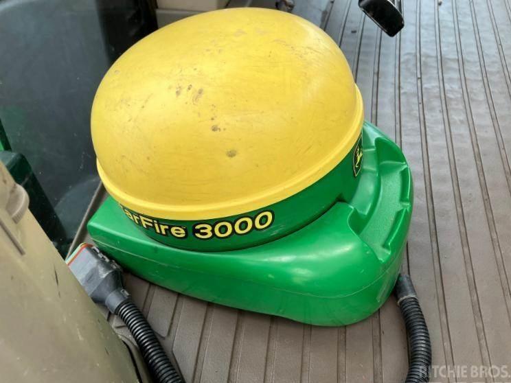 Tractor - John Deere 8270 R