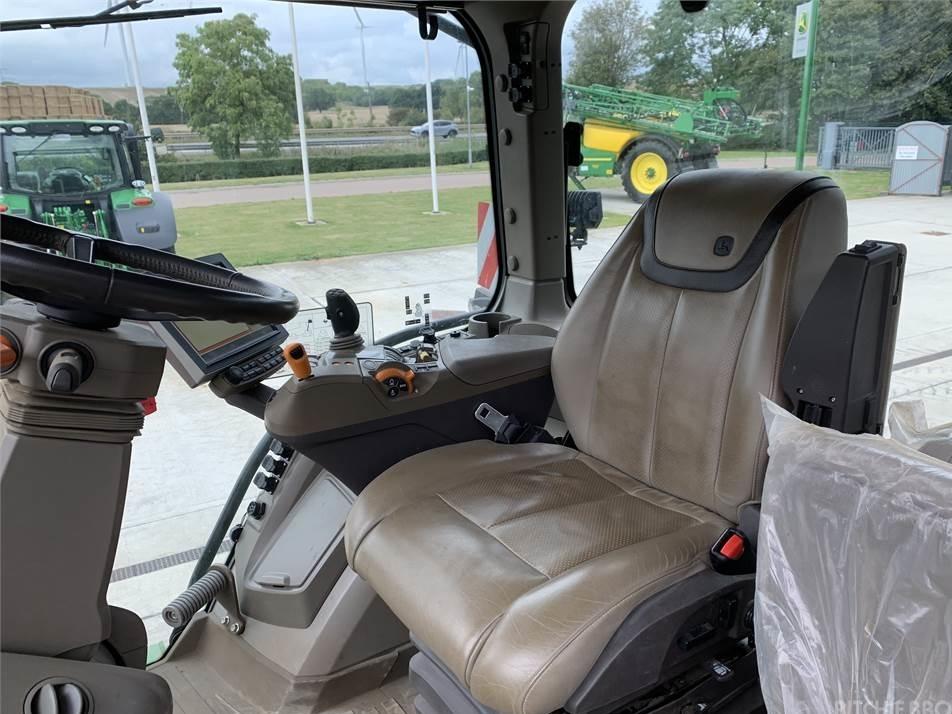 Tractor - John Deere 8RX410