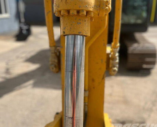 Excavator pe senile - Kobelco SK130LC-11