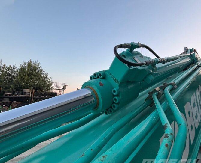 Excavator pe senile - Kobelco SK210LC-11