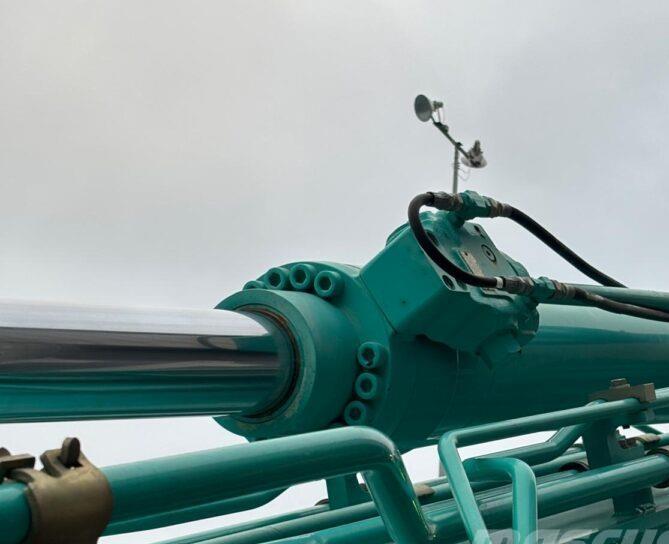 Excavator pe senile - Kobelco SK300LC-10E