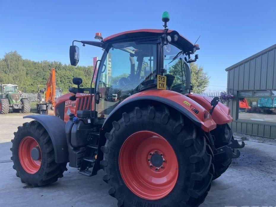 Tractor - Kubota M 7153