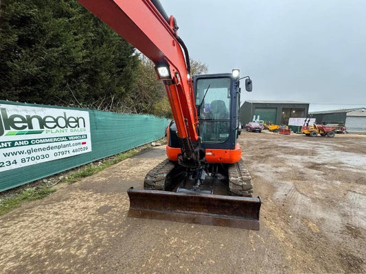 Miniexcavator - Kubota U48-4