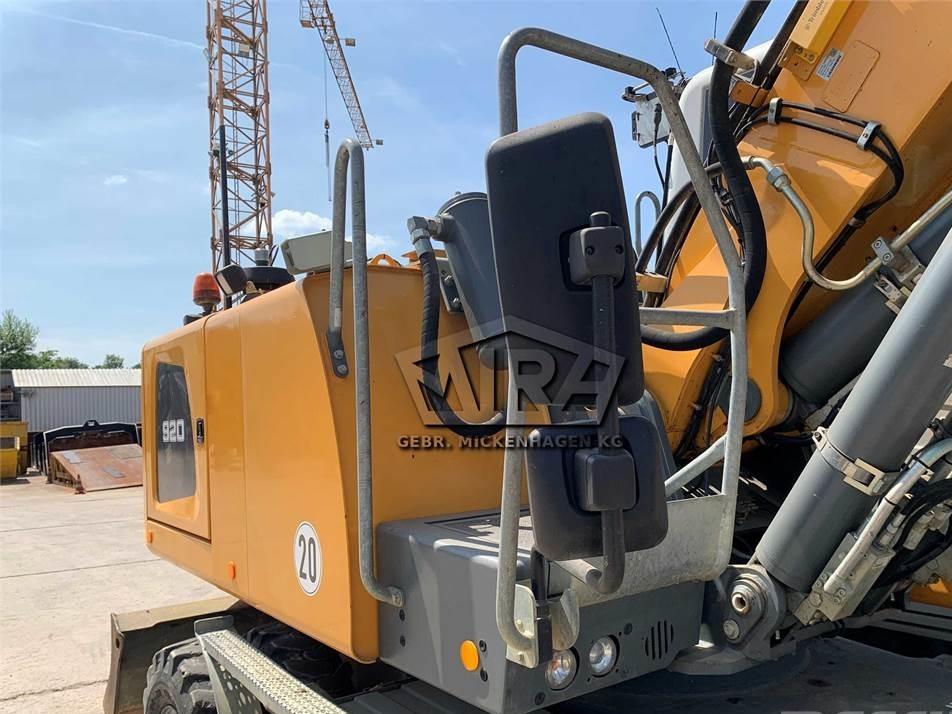 Excavator pe roti - Liebherr A 920 Litronic