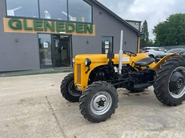 Tractor - Massey Ferguson 35