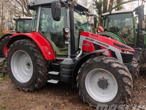 Tractor - Massey Ferguson 5S.135 EFD6