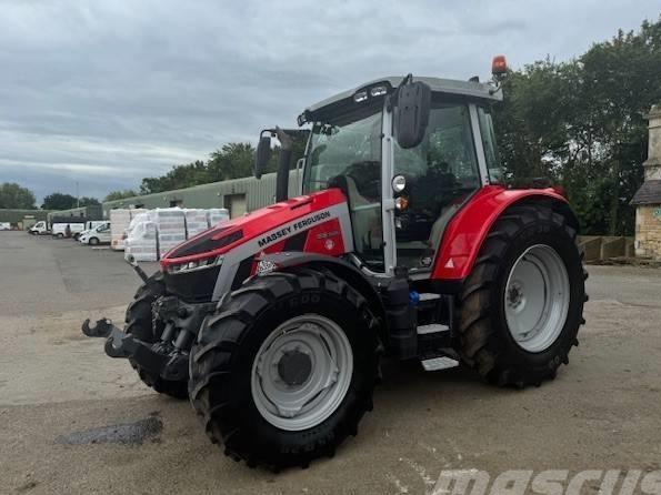 Tractor - Massey Ferguson 5S.145