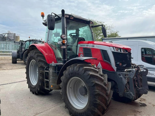 Tractor - Massey Ferguson 6S.155 EFD6
