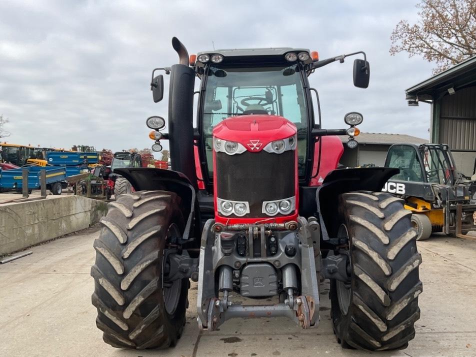 Tractor - Massey Ferguson 7720