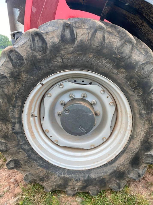 Tractor - Massey Ferguson 7726