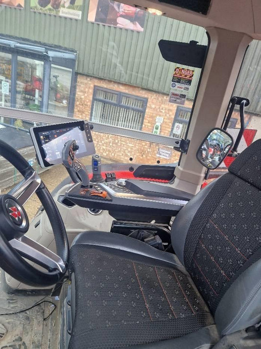 Tractor - Massey Ferguson 8S.265 EXD7