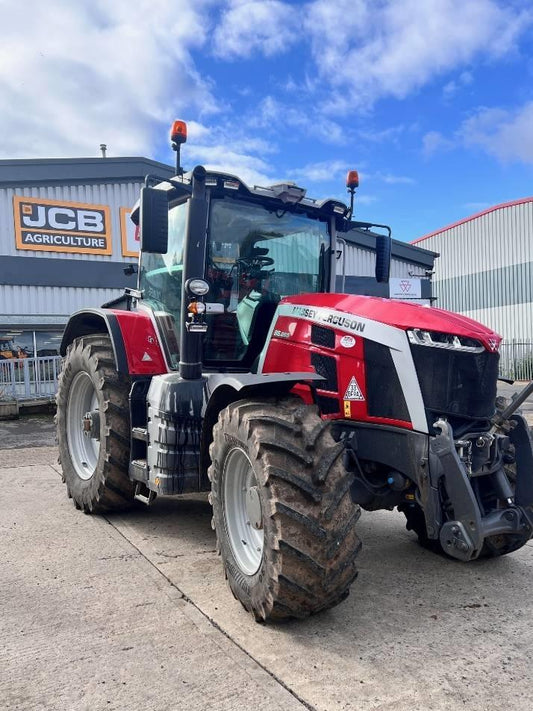 Tractor - Massey Ferguson 8S.265