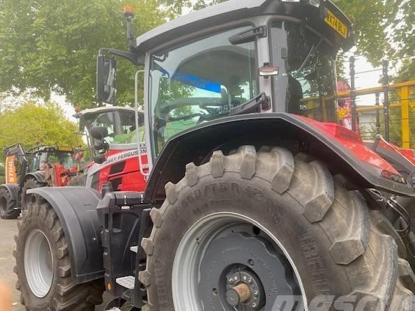 Tractor - Massey Ferguson 8S.305 EXDV