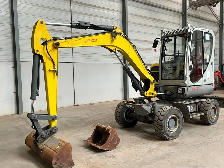 Excavator pe roti - Neuson 6503 WD
