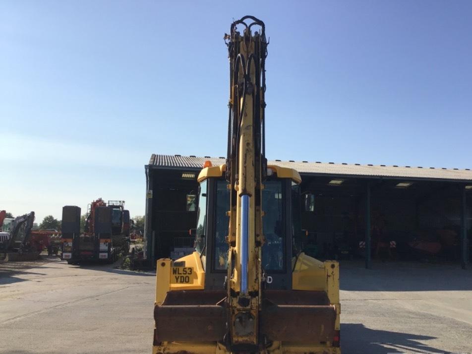 Buldoexcavator - New Holland LB 95 B-4 PT