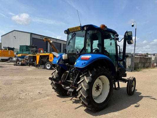 Tractor - New Holland T 4.65
