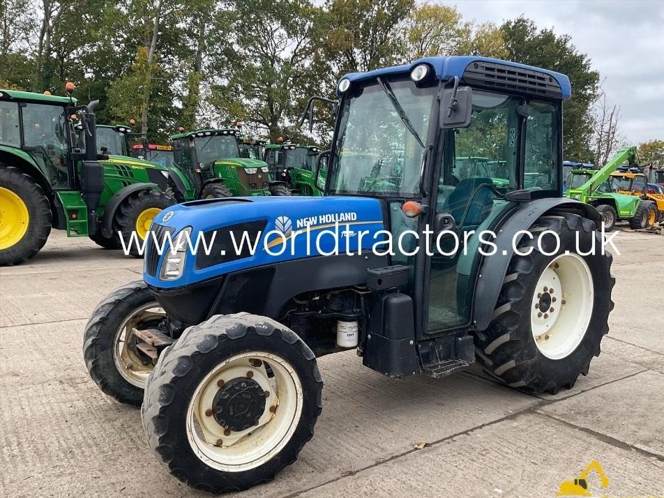 Tractor - New Holland T 4.95 F