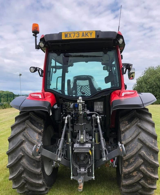 Tractor - Valtra A135LH TRACTOR