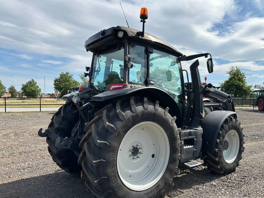 Tractor - Valtra G 135 A