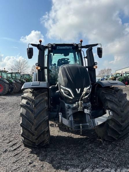 Tractor - Valtra T 235 D