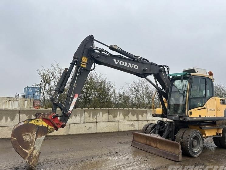 Excavator pe roti - Volvo EW140