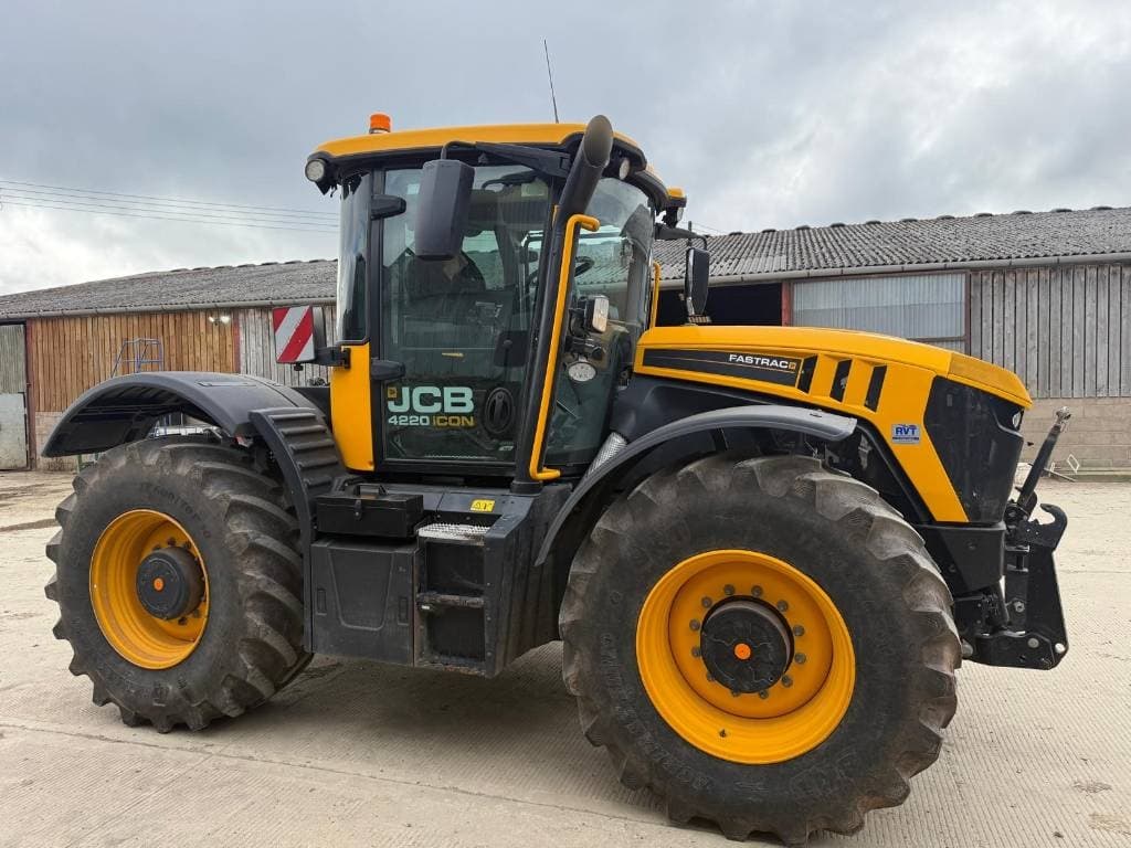 JCB 4220 FASTRAC