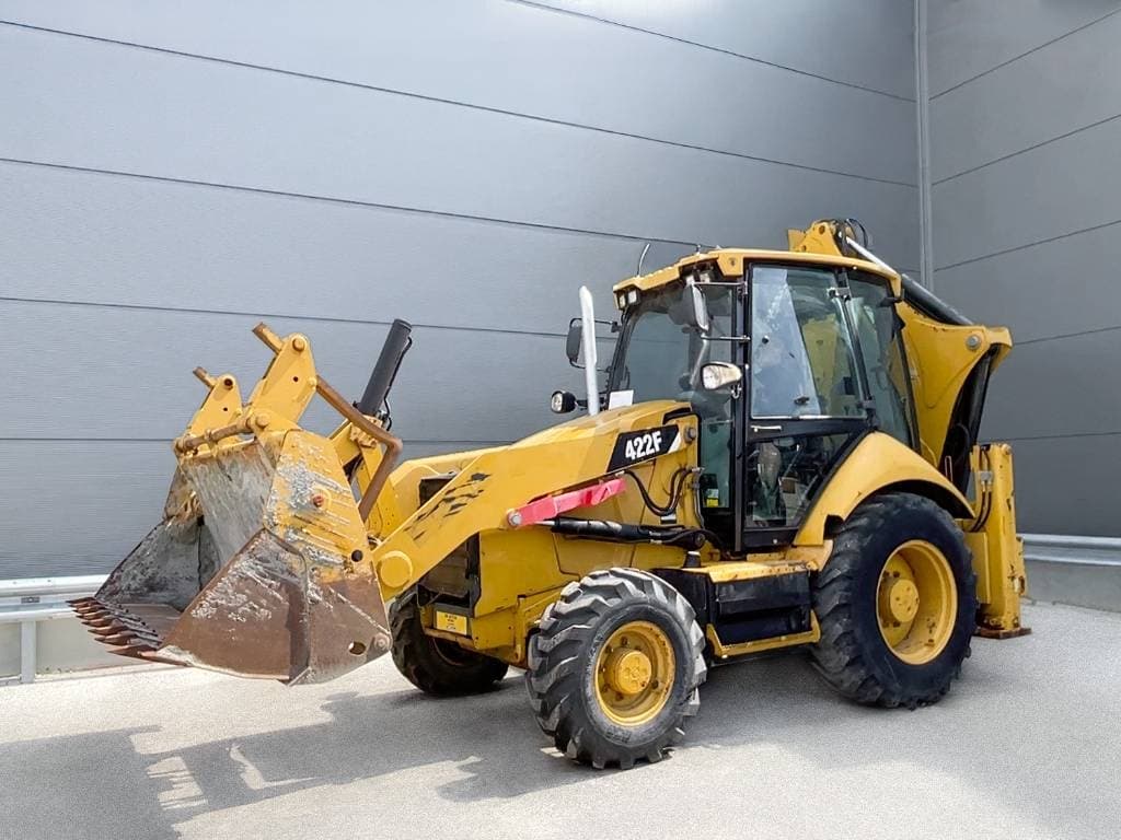 CAT 422 F TURBO