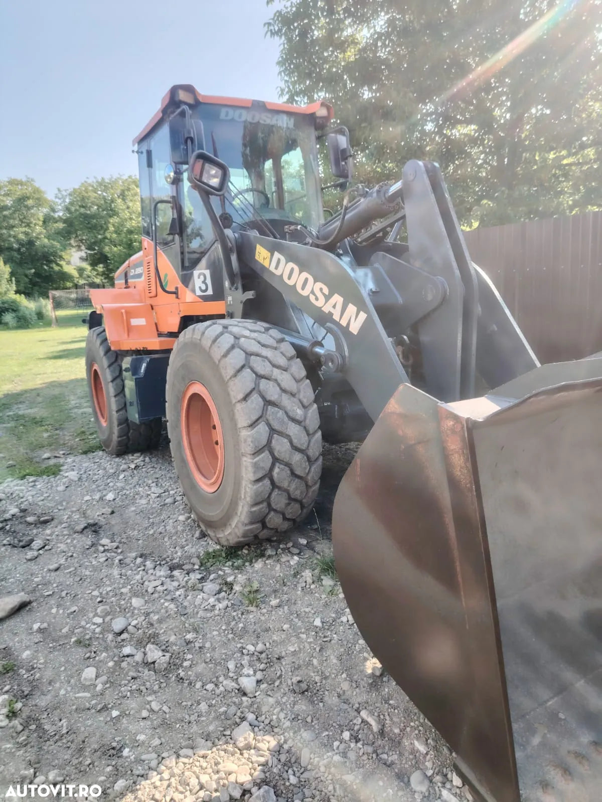 Încărcător frontal Doosan DL250