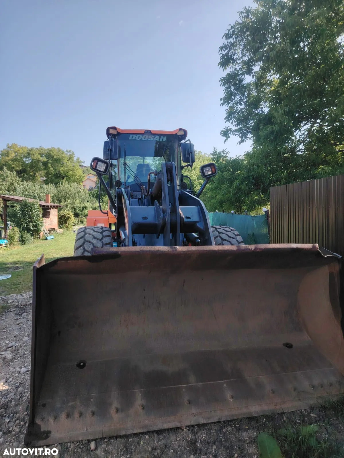 Încărcător frontal Doosan DL250