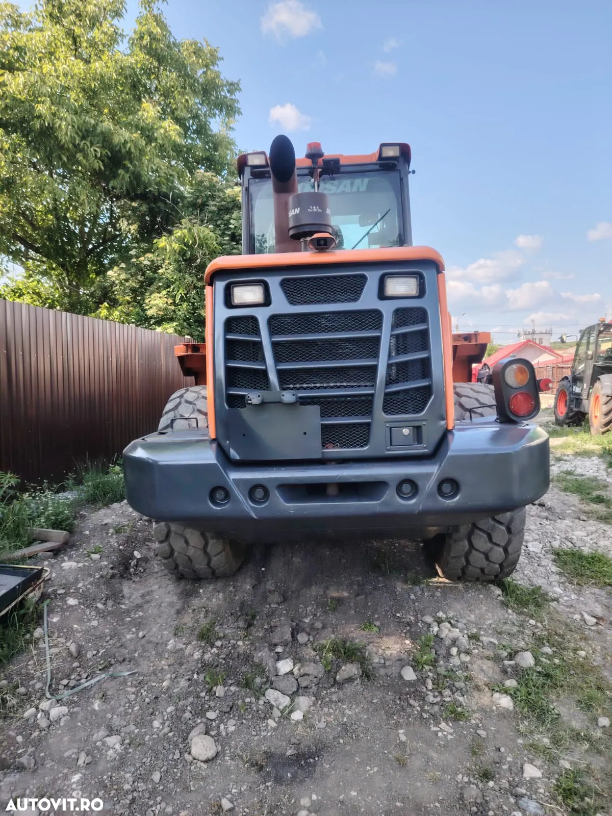 Încărcător frontal Doosan DL250
