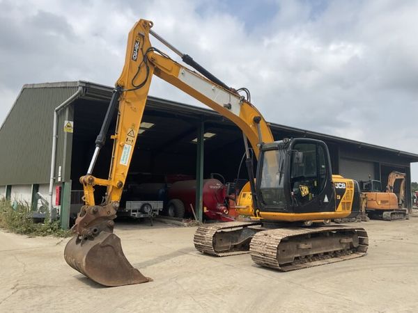 Excavator JCB  JS130LC - VASTech Machinery 