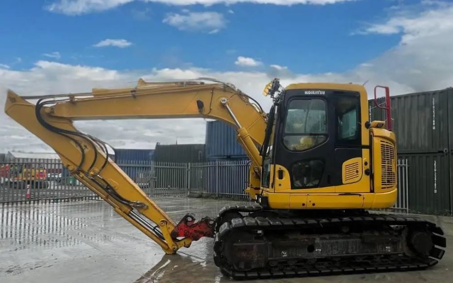 Excavator pe senile KOMATSU PC 138 - VASTech Machinery 