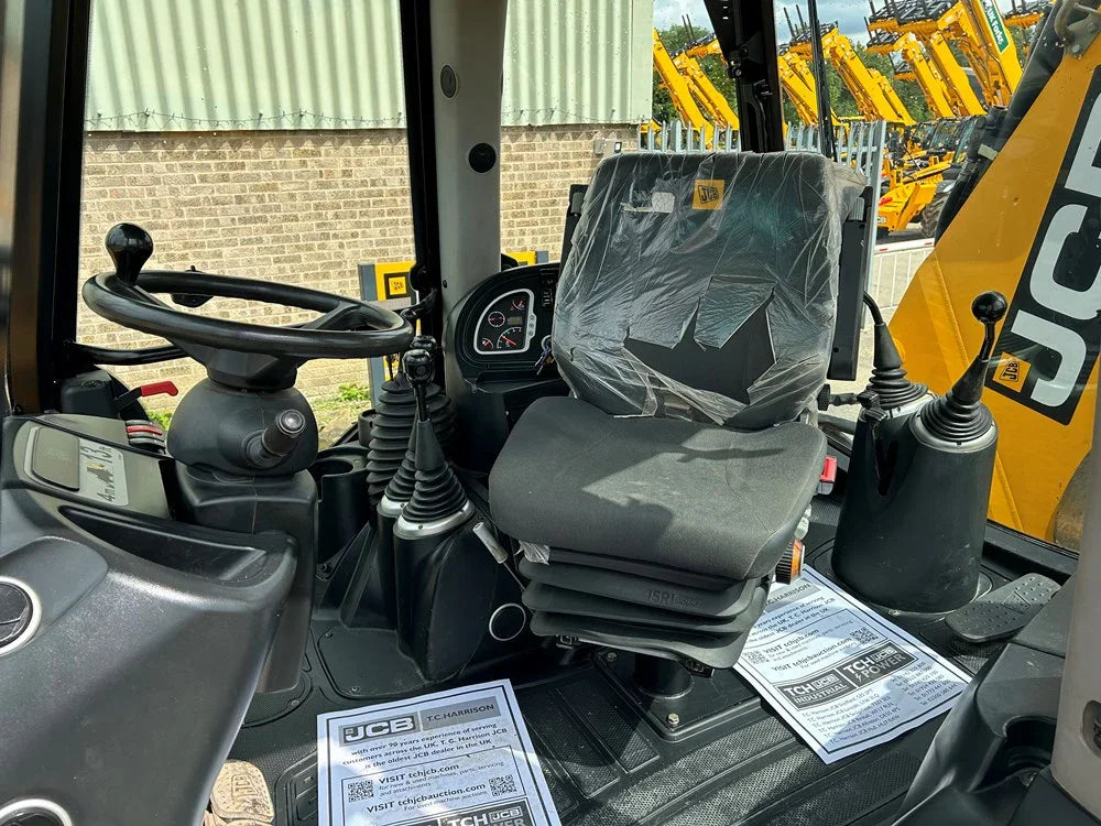 BULDOEXCAVATOR JCB 3CX - VASTech Machinery 