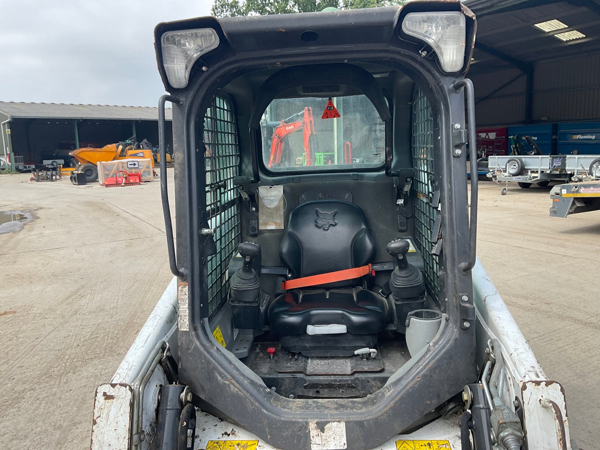 MINIINCARCATOR BOBCAT S450 - VASTech Machinery 